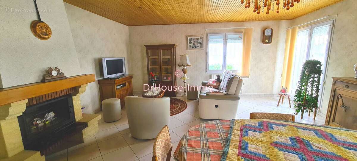 Maison à PUYRAVAULT