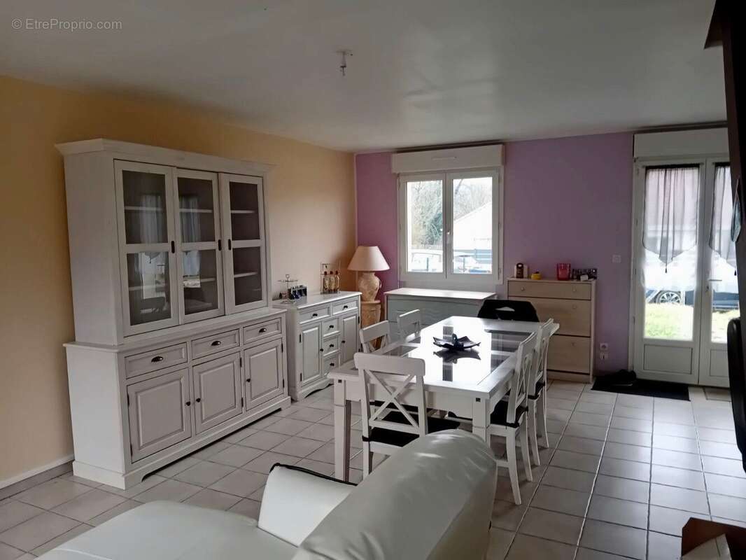 Maison à VANDRIMARE