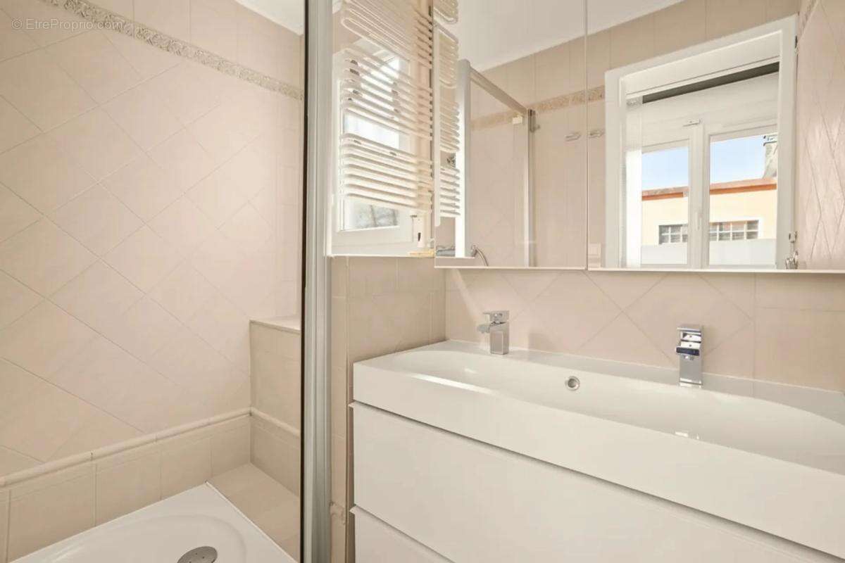Appartement à FONTAINES-SUR-SAONE
