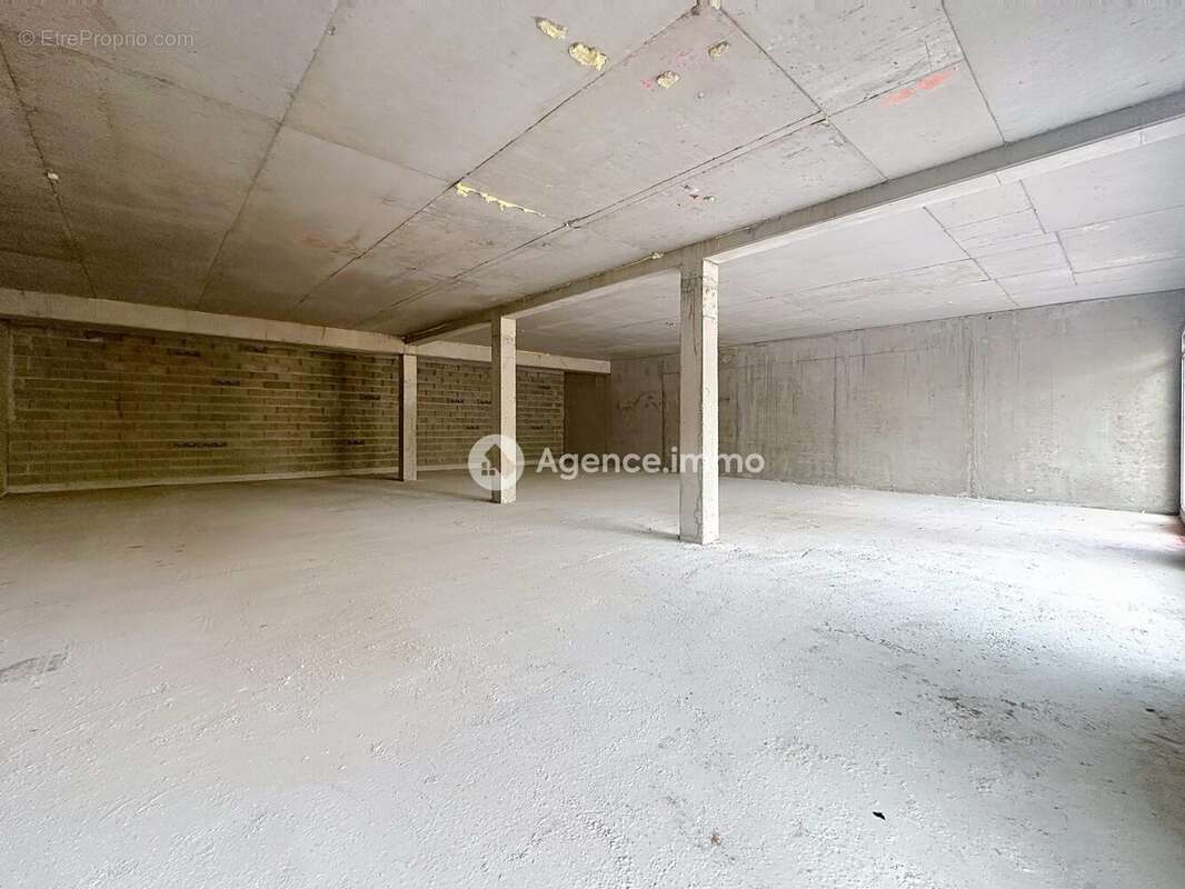 140 m² à Flassans-Sur-Issole  - photo 2