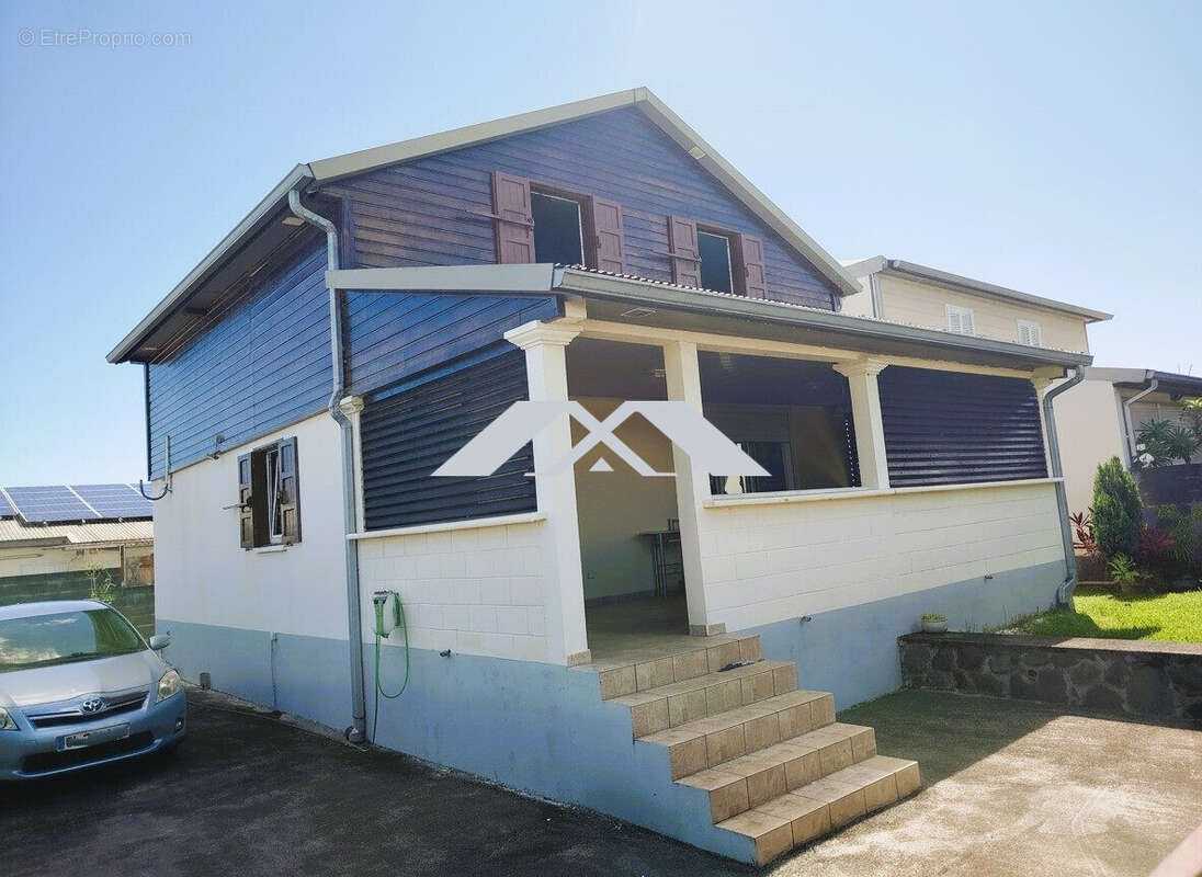 Maison à SAINTE-SUZANNE