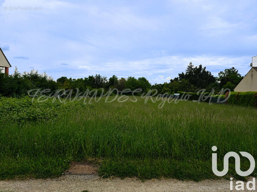 Terrain 1266 m² à Bondaroy  - photo 3