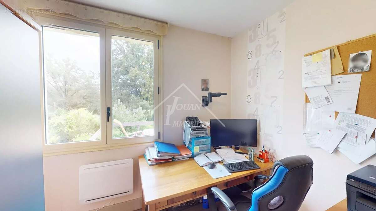 Maison à SAINT-BONNET-TRONCAIS