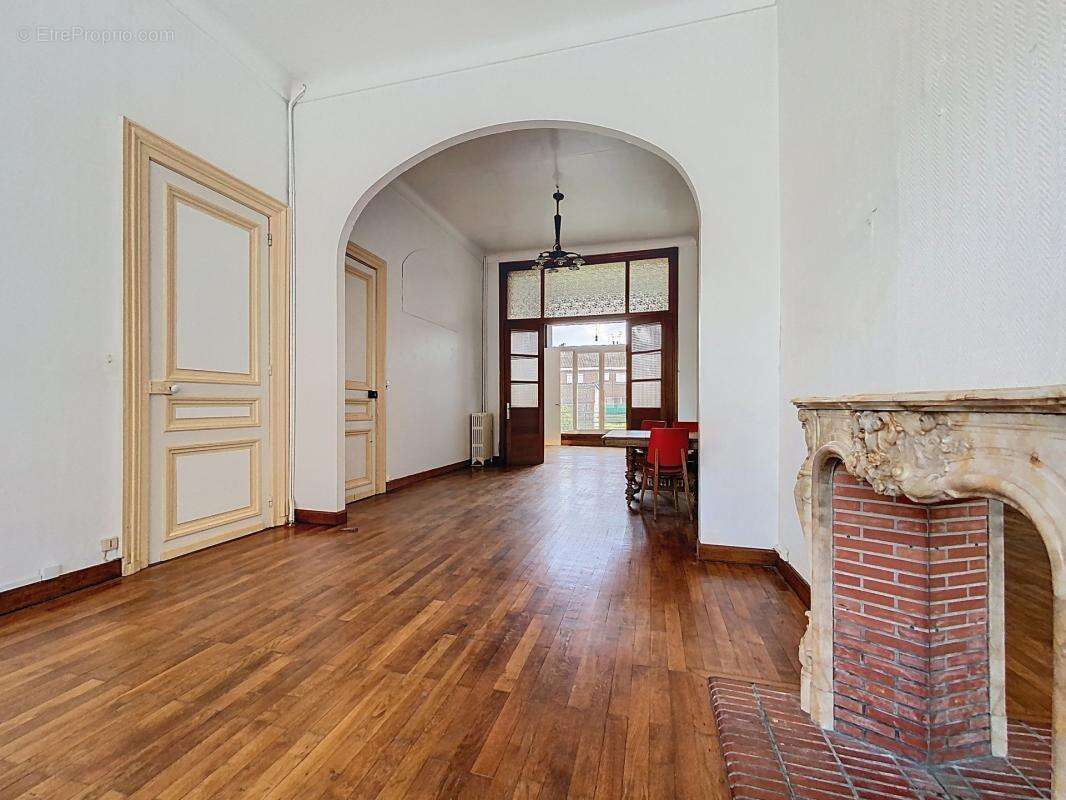 Maison à ARMENTIERES