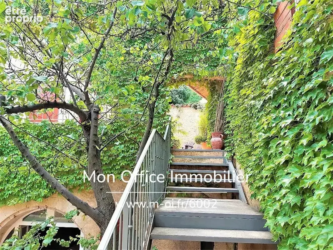 Référence : 6002-VCL - Maison de Maître du XVII - Cours intérieure et piscine - 20 minutes d'Aix en Provence - photo 9