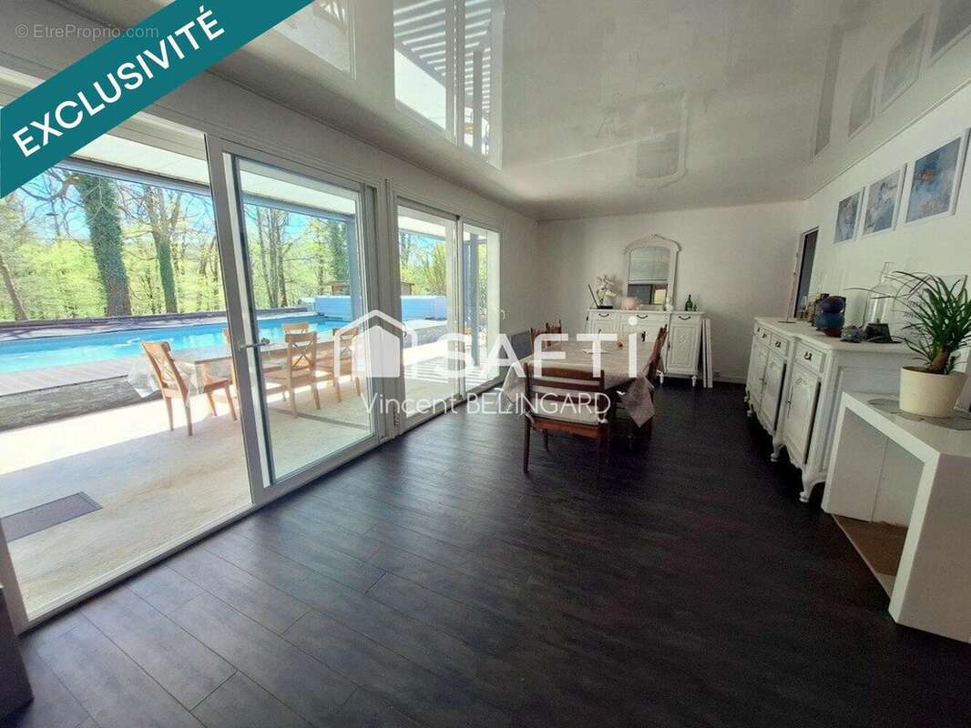 Photo 4 - Maison à SAINT-PANTALEON-DE-LARCHE