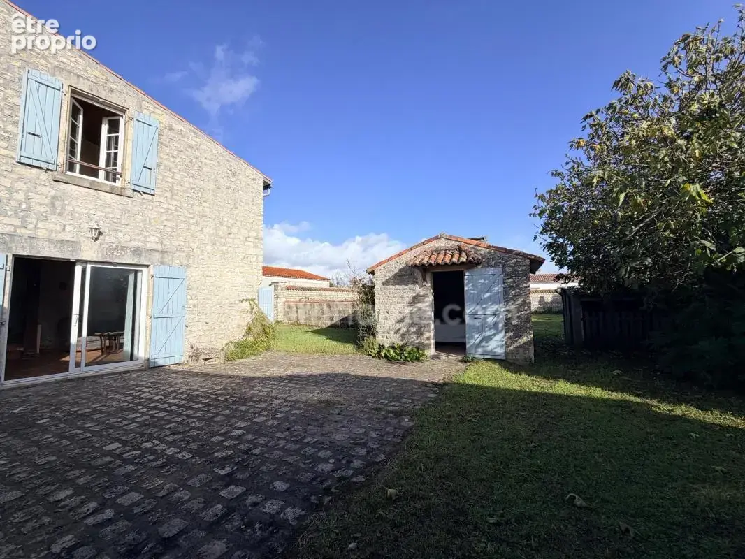 Sainte-Marie-de-Ré – Authentique maison rétaise en pierres, jardin clos et dépendance - photo 11