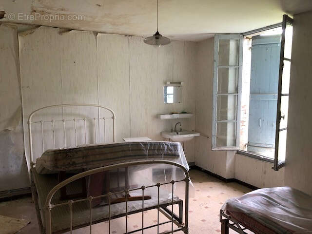 Maison à BARBASTE