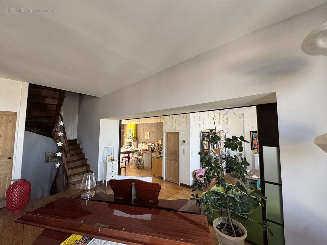 Maison à BARBEZIEUX-SAINT-HILAIRE