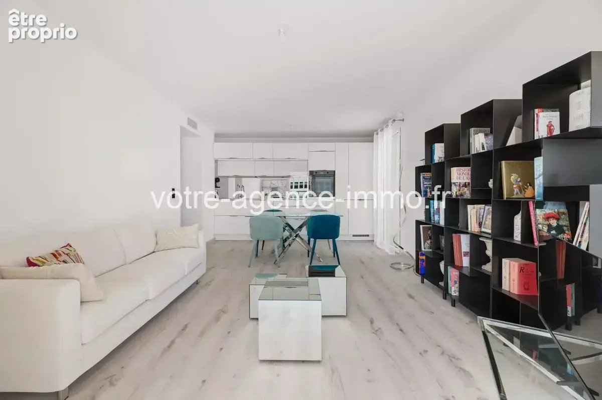Nice-Meridia-3Pieces-terrasse-parking - photo 2