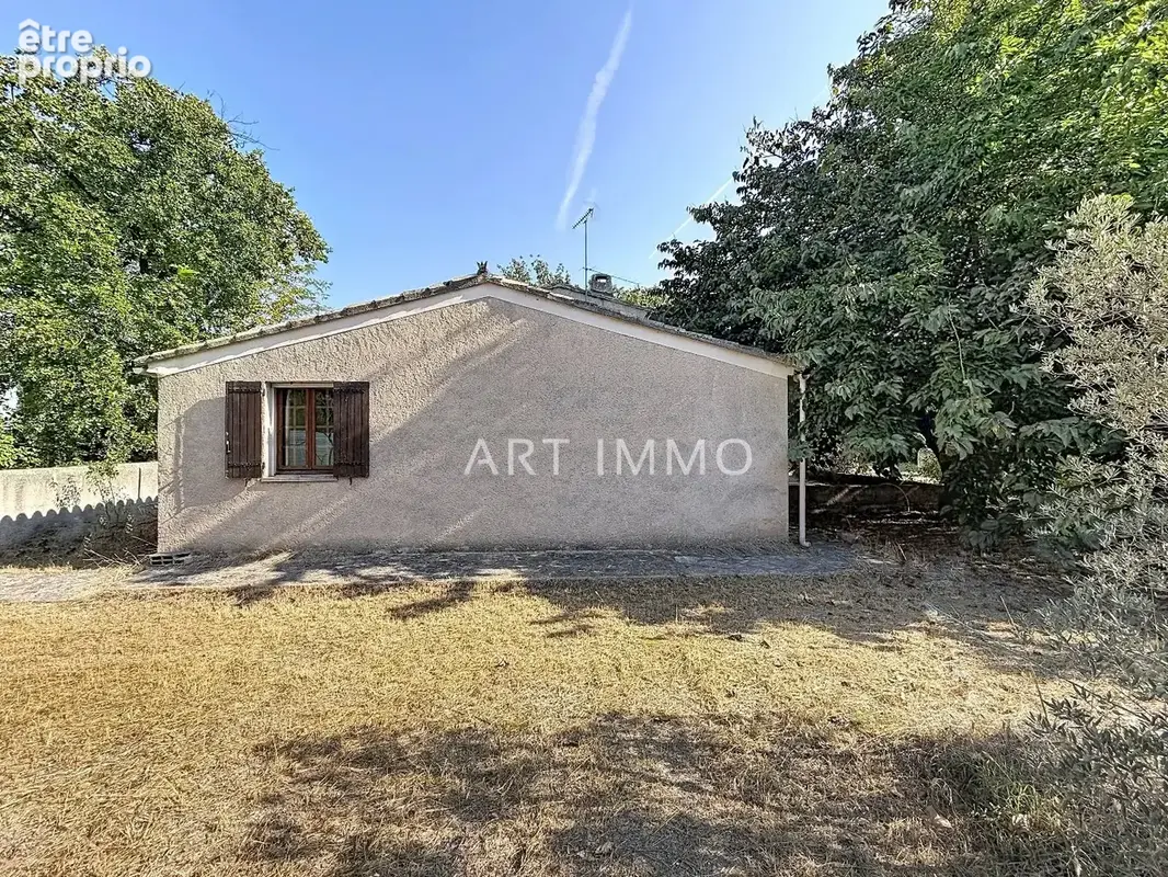 A vendre maison robion avec jardin et garage - photo 18