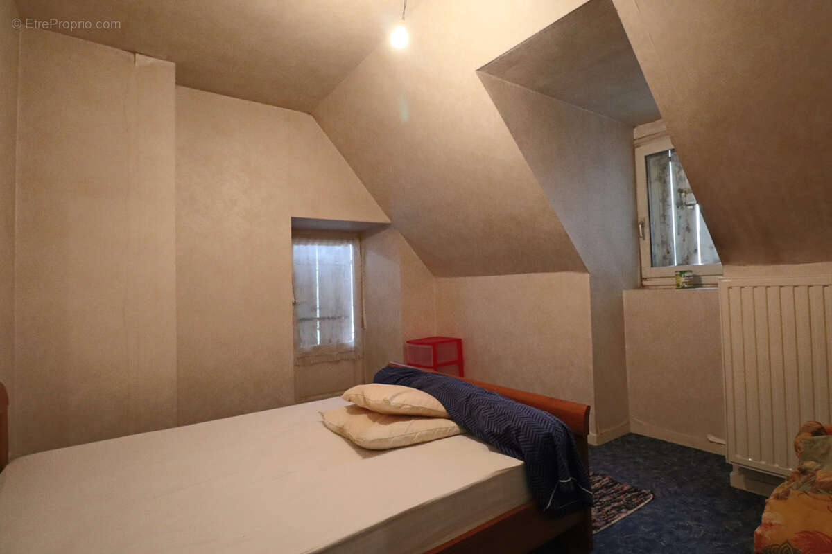 Maison à SAINT-SULPICE