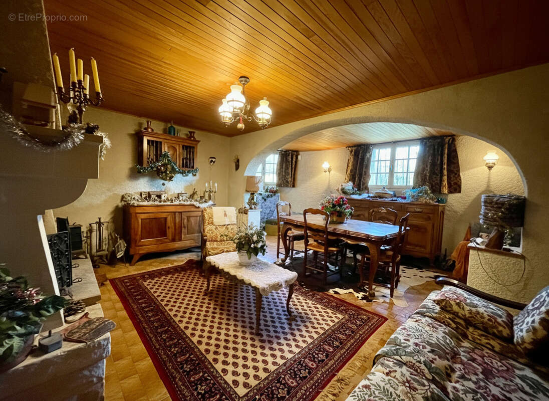 Maison à VAISON-LA-ROMAINE