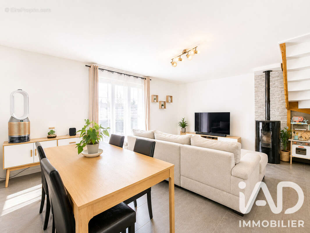 Maison 85 m² à Coubert  - photo 2