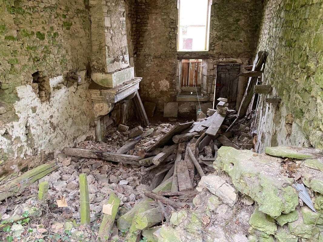 Photo 3 - Maison à SAINT-AMAND-SUR-ORNAIN