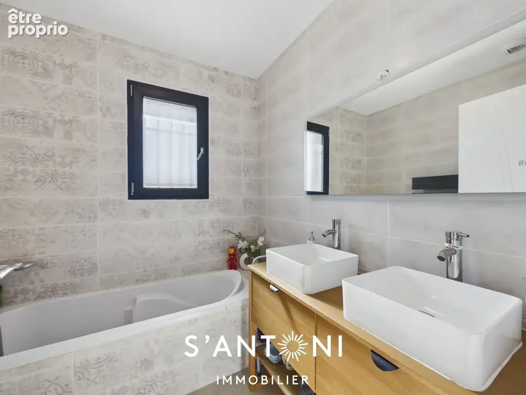 Sauvian  maison 4 pièces  87 m²  piscine - decennales - photo 9