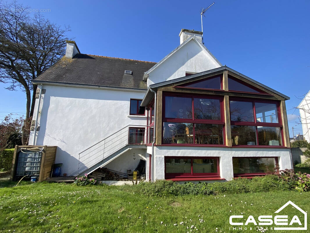 Maison à PLONEOUR-LANVERN