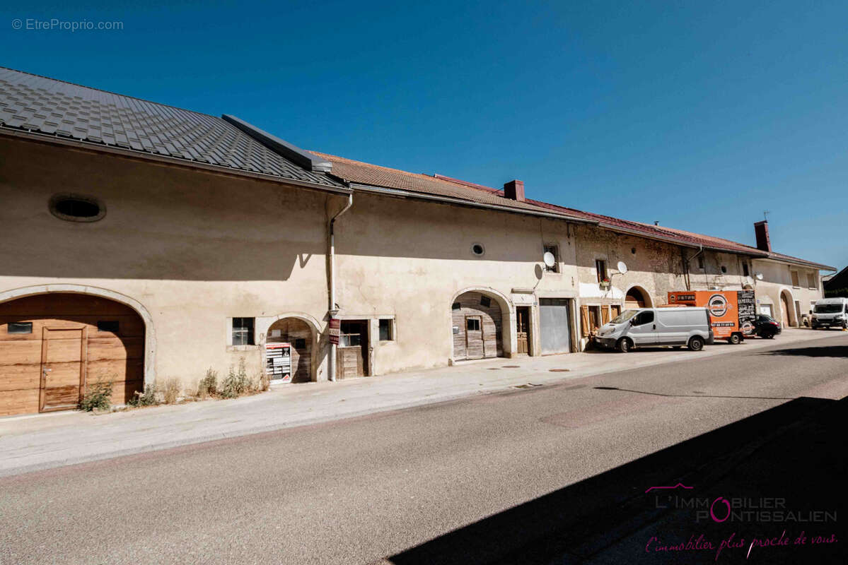 Ferme de village rénovée PETITE-CHAUX fort potentielle - photo 19