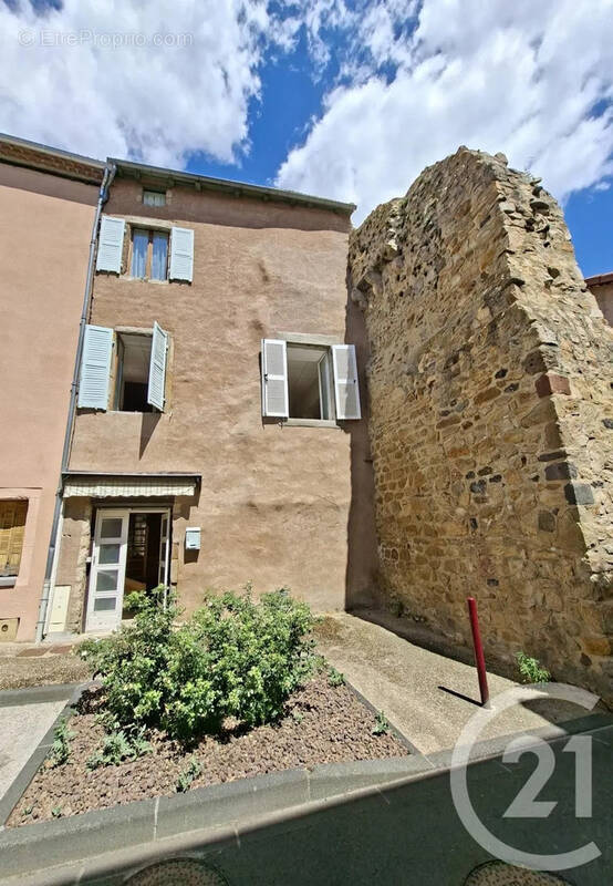 Maison à BRIOUDE
