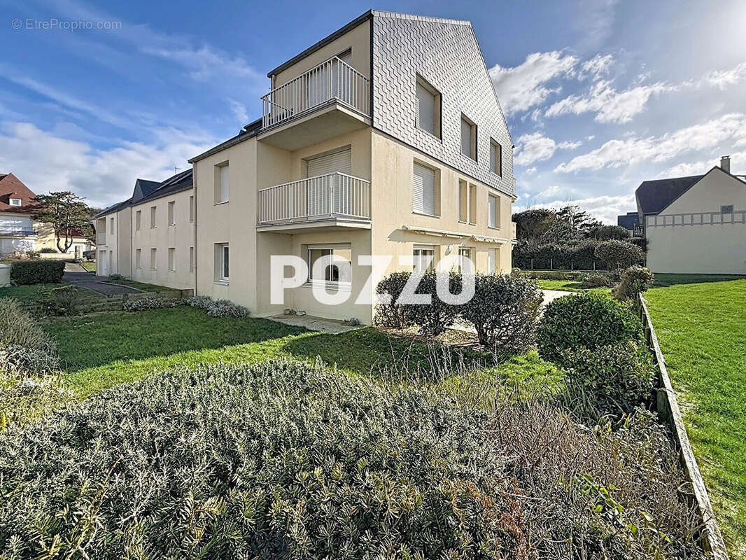 Appartement à JULLOUVILLE