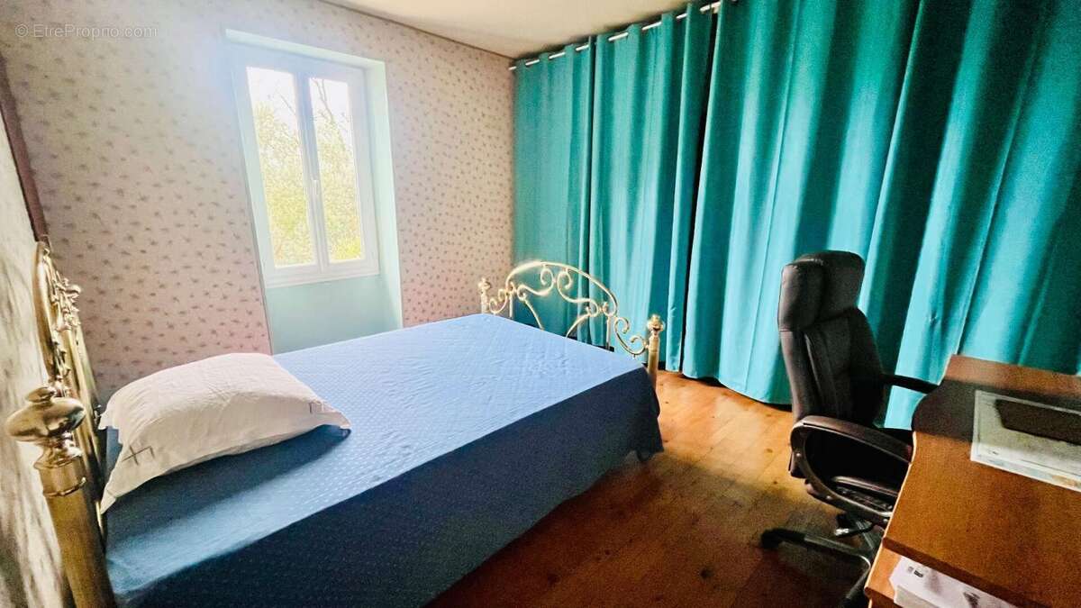 Maison à SAINT-BENOIT-DE-CARMAUX