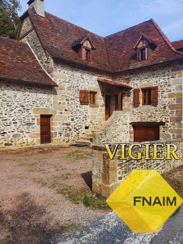 Maison à LACAPELLE-MARIVAL