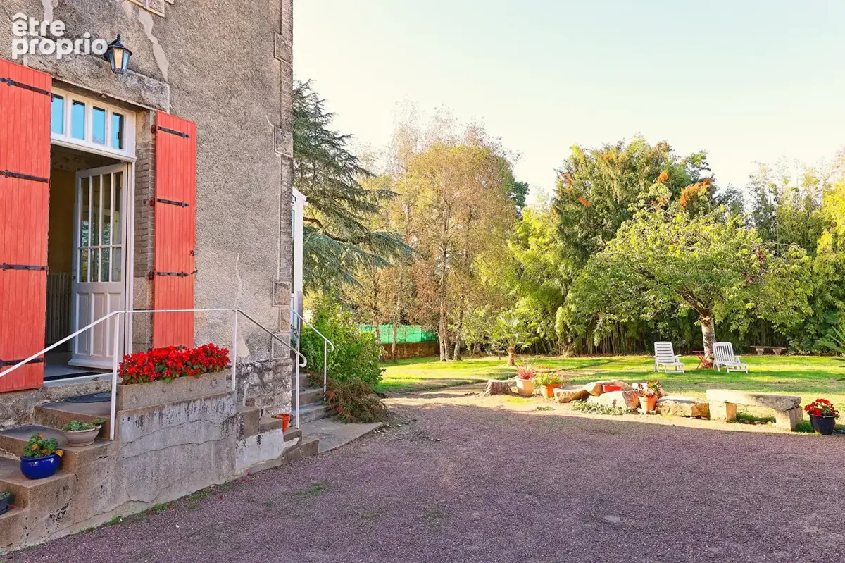 Maison de maître de caractère avec jardin constructible - photo 13