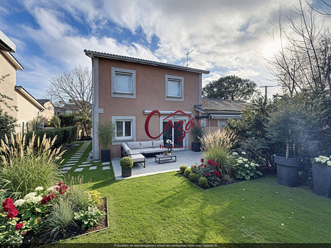 Maison à FARGUES-SAINT-HILAIRE