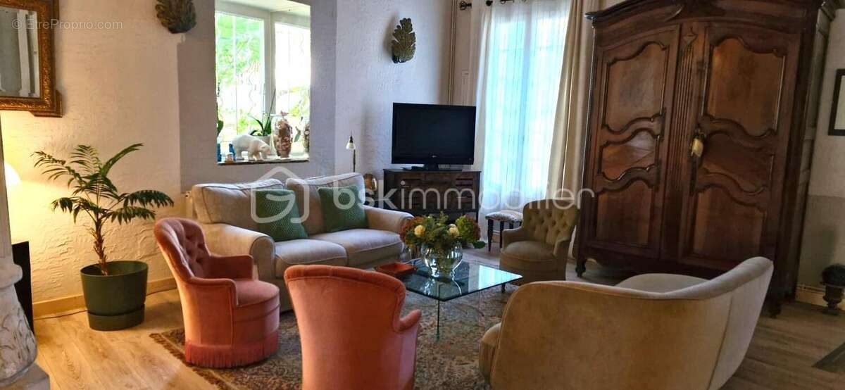 Maison à LIGNAN-SUR-ORB