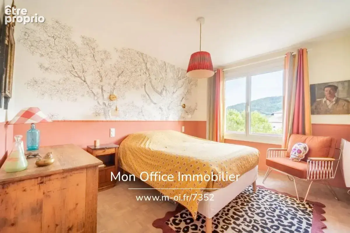 Référence : 7352-TCA. - Appartement 4 pièces traversant - intégralement rénové - vue montagne - Garage - Cave double (74000 Anne - photo 3