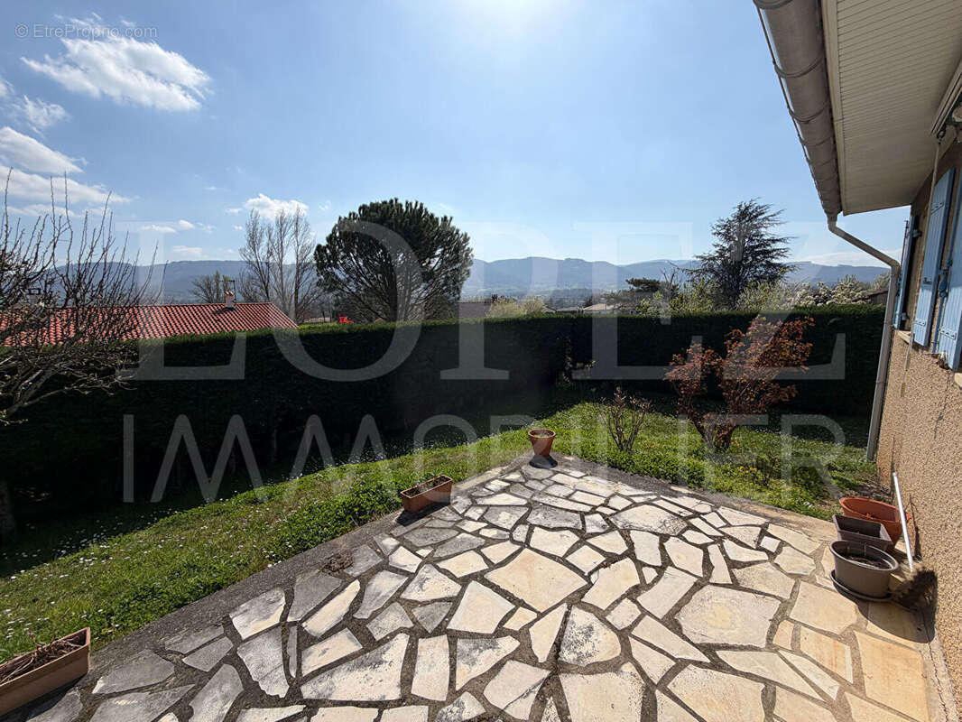 Maison à PAYRIN-AUGMONTEL