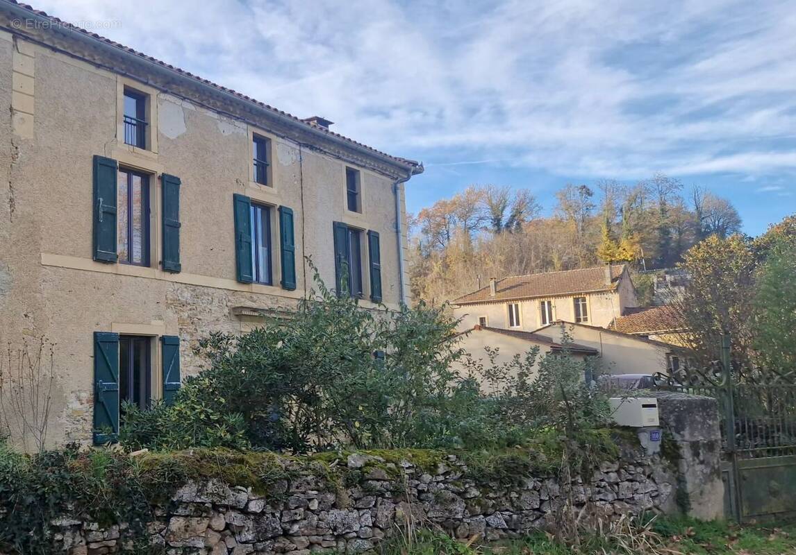 20251208160725 - Maison à AURIGNAC