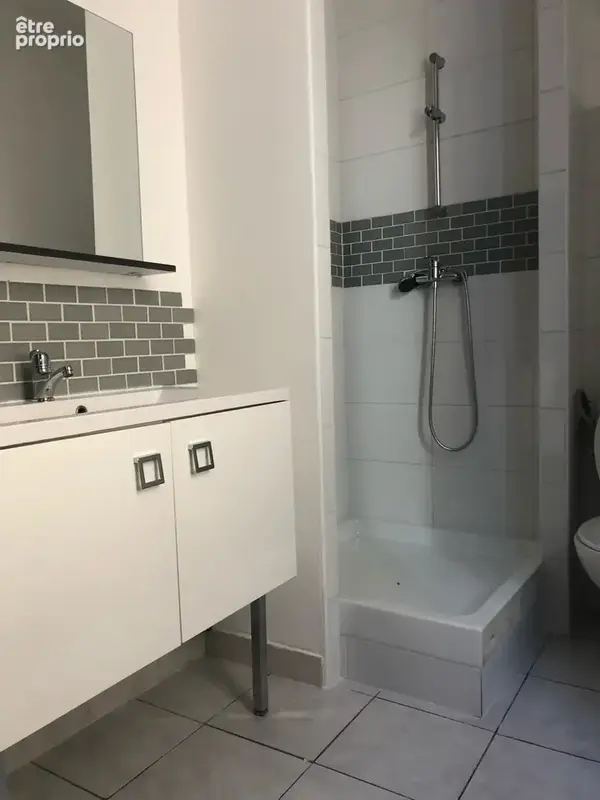 Appartement Béziers 57,5 m² 2 chambres Séjour cuisine 23 m² salle d'eau