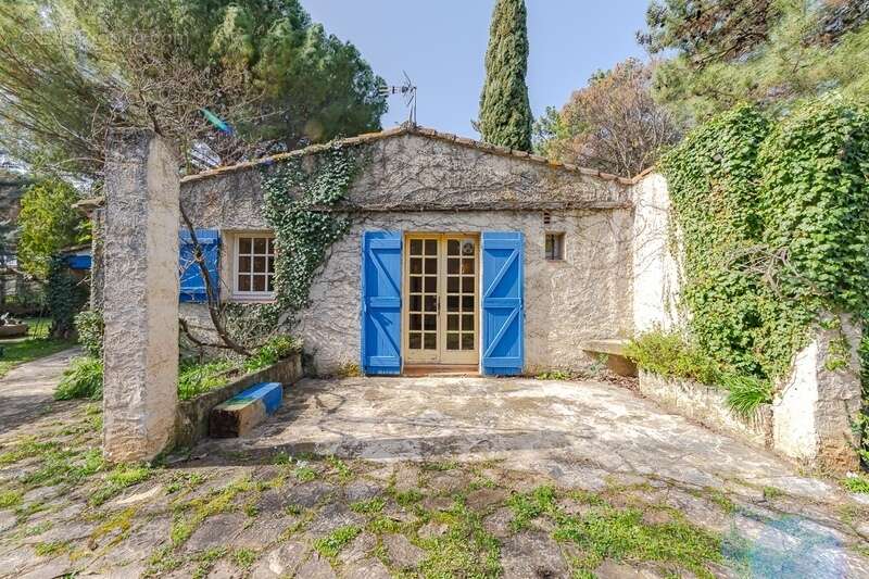 Maison à vendre 5 pièces AIX EN PROVENCE (13) de 150m², terrain de 1630m² piscineable. Garage + espace stationnement. Résidence  - photo 28