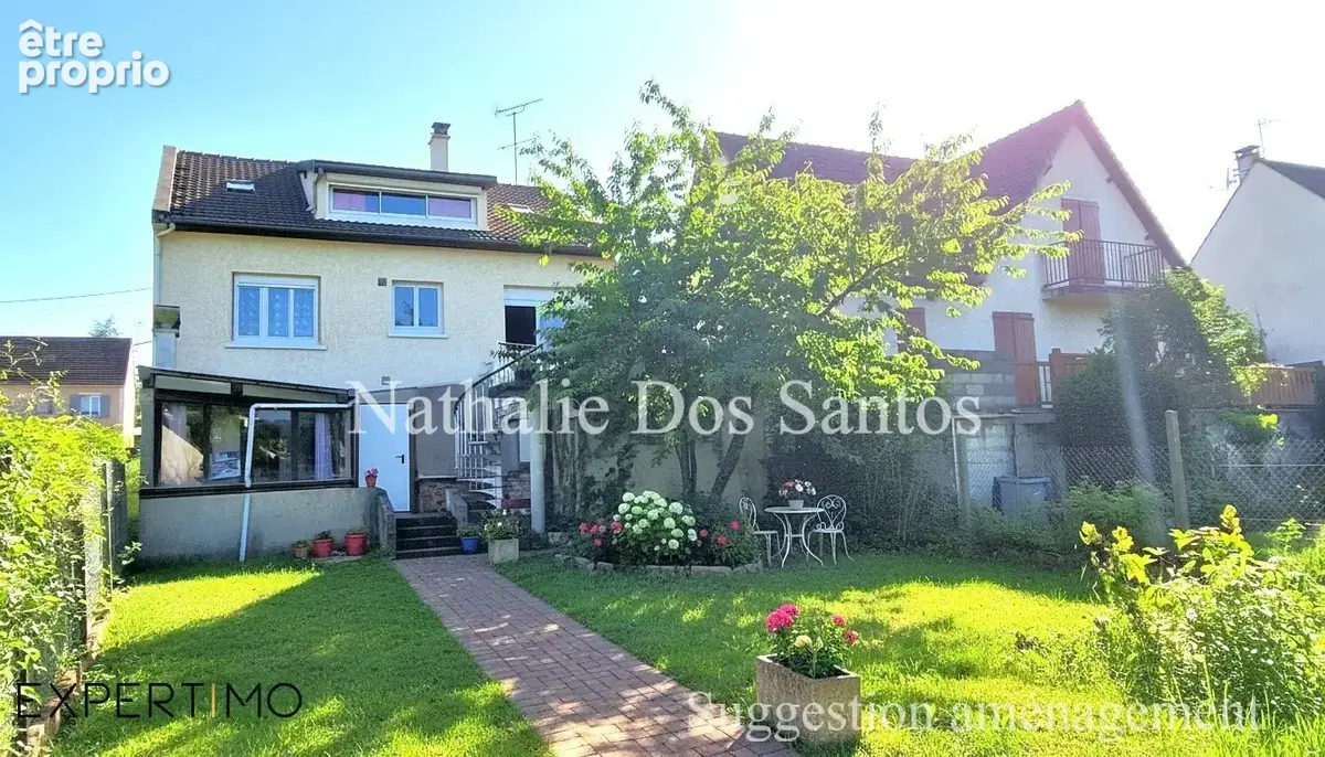 Maison à LINAS