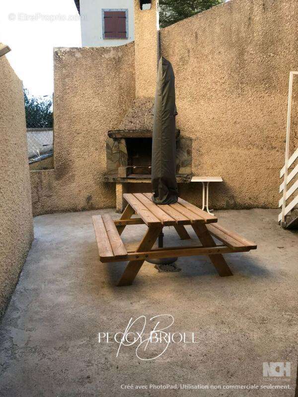 Maison à LES ANGLES