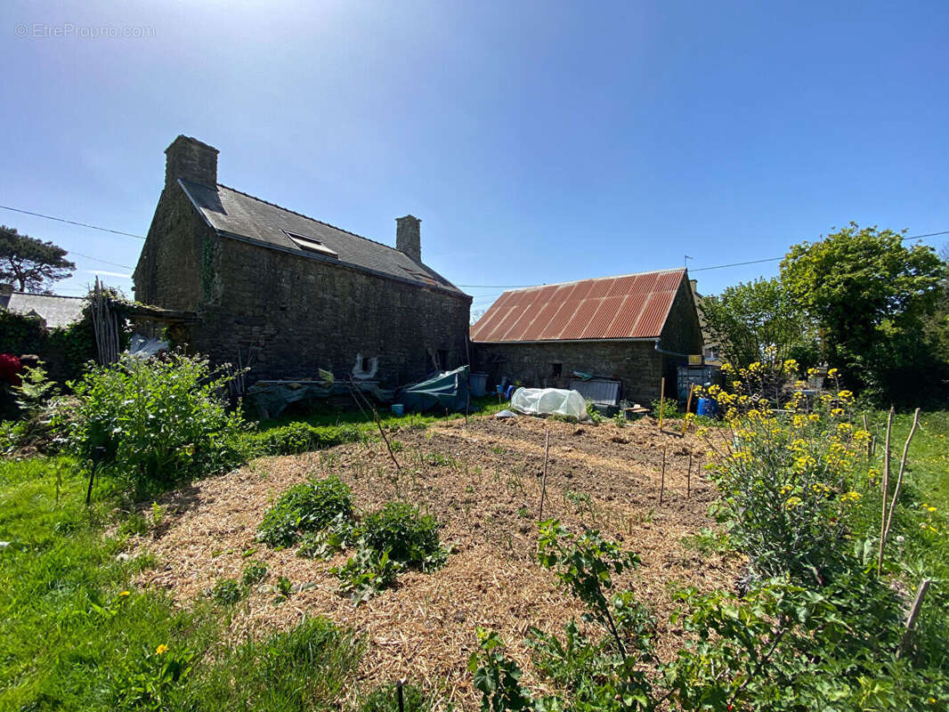 Maison à PEAULE