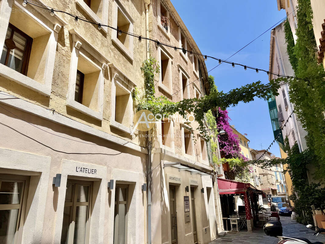 Appartement à HYERES