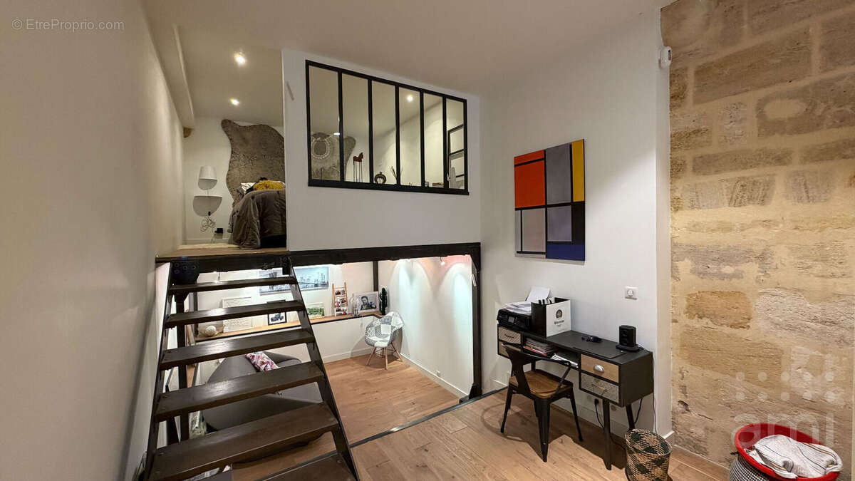 Appartement à BORDEAUX