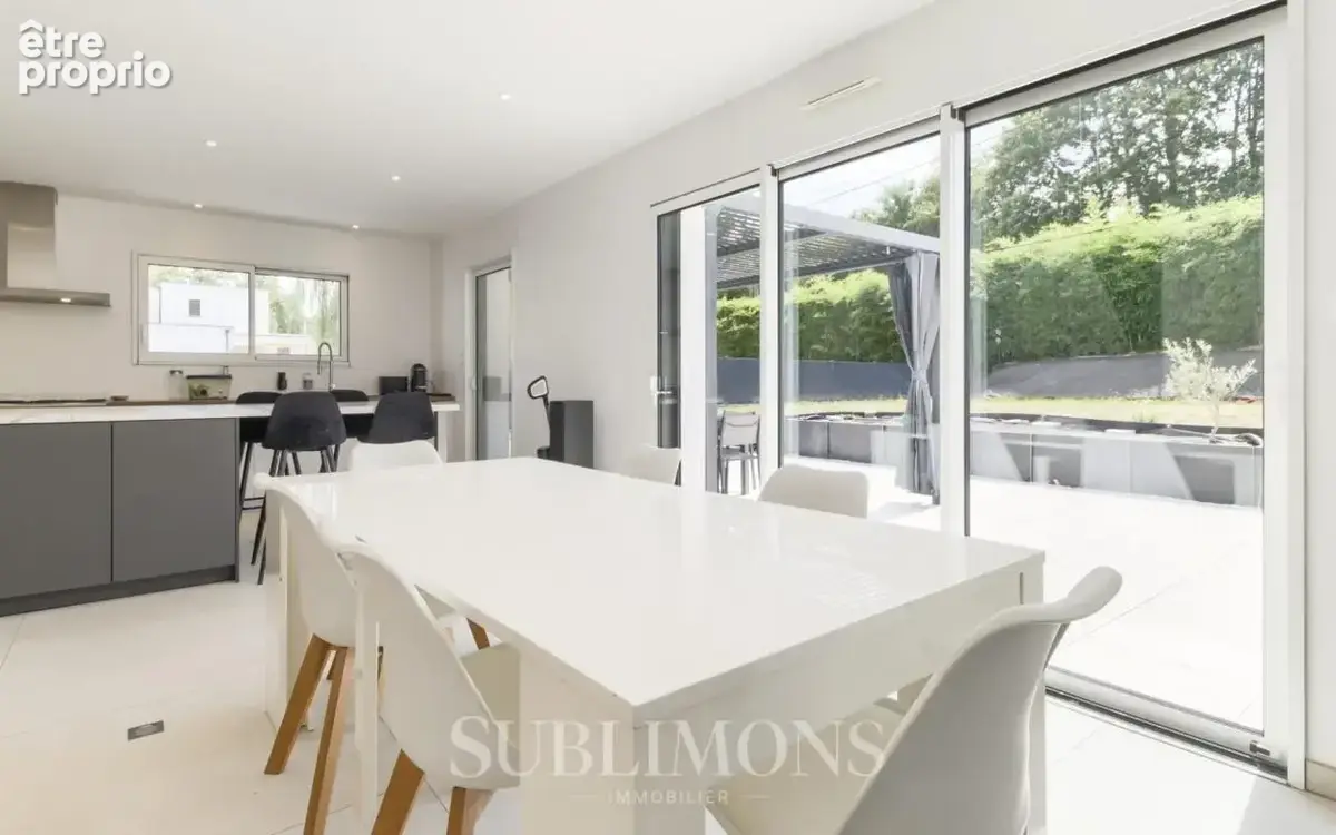 Maison contemporaine 142 m² - VANNES - photo 3