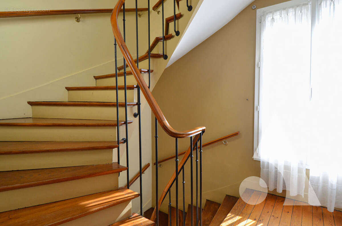 Maison/Villa Herblay Sur Seine 9 pièce(s) 192 m2 -  6 chambres -Centre Ville - Gare - photo 9