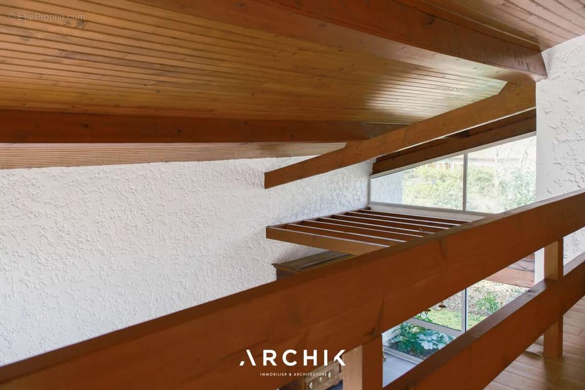 Maison à SAINT-SULPICE-ET-CAMEYRAC