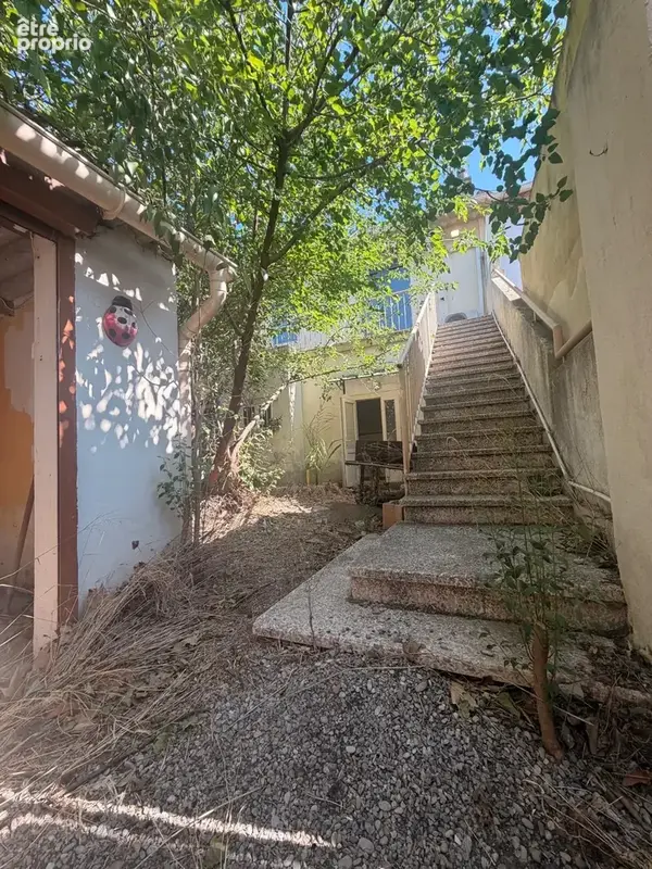 Maison de ville centre  miramas jardin garage - photo 2