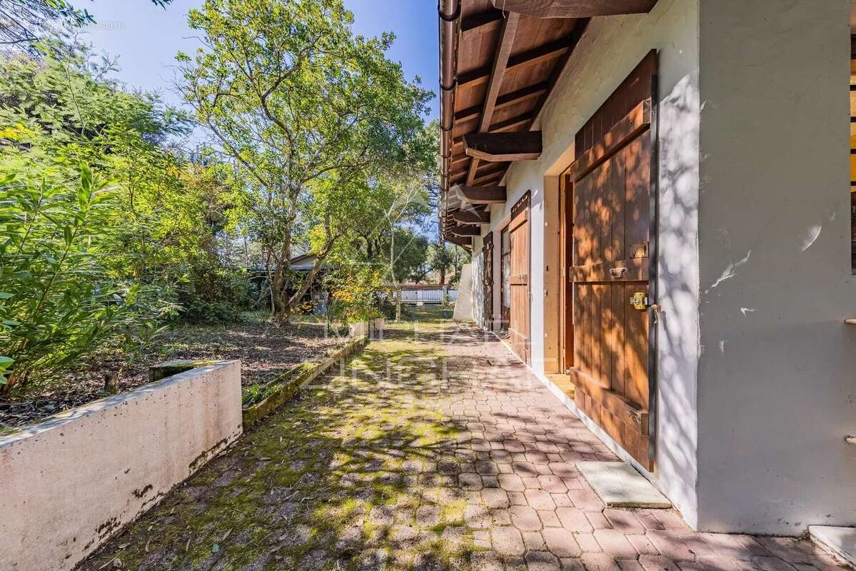 Maison à LE BOUSCAT