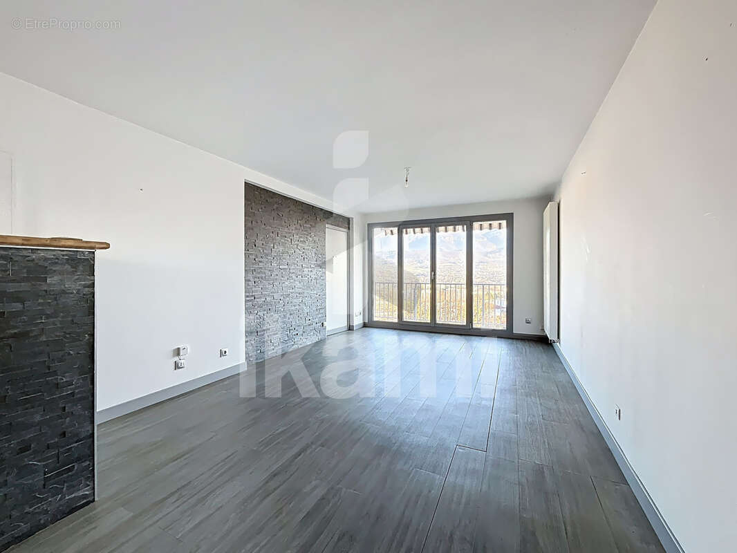 Appartement à VOIRON