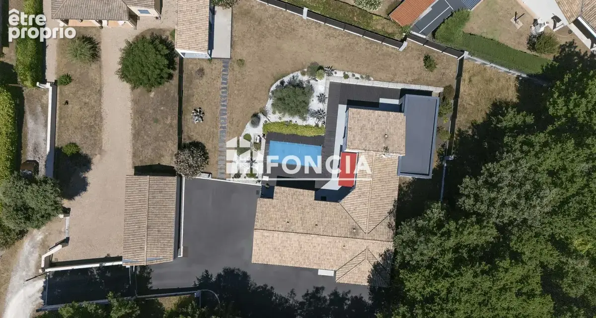 Maison moderne de 2015 188 m² avec piscine et prestations complètes - photo 3