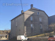 Appartement à BRENOD