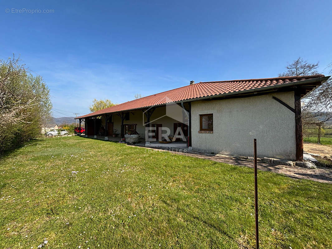Maison à TREFFORT-CUISIAT