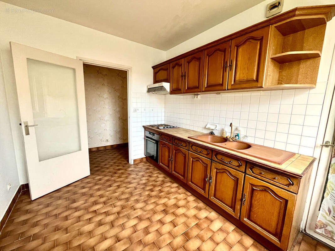 Appartement à LYON-8E