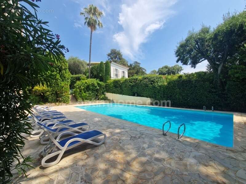 Appartement 2 pièces de 57 m² traversant avec terrasses dans résidence avec piscine - photo 2